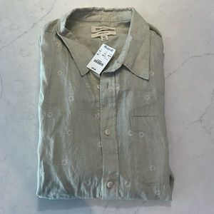 Light green Madewell Linen casual button up shirt